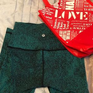 Lululemon leggings